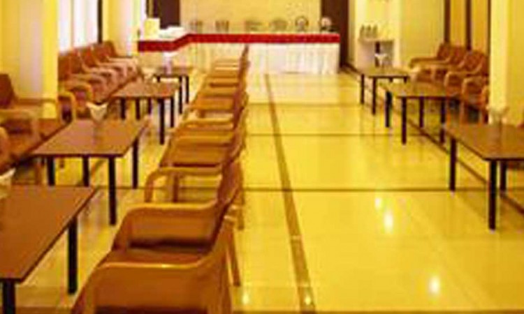 Waman's Hotel Orient Crown