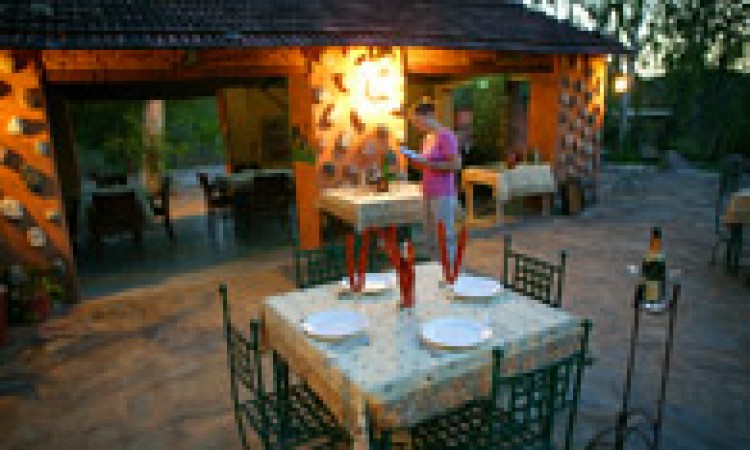 Shivika Lake Hotel