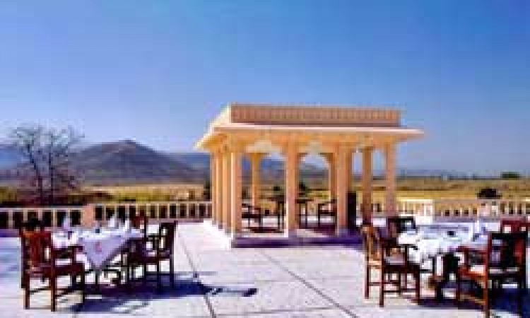 Hotel Dev Villas