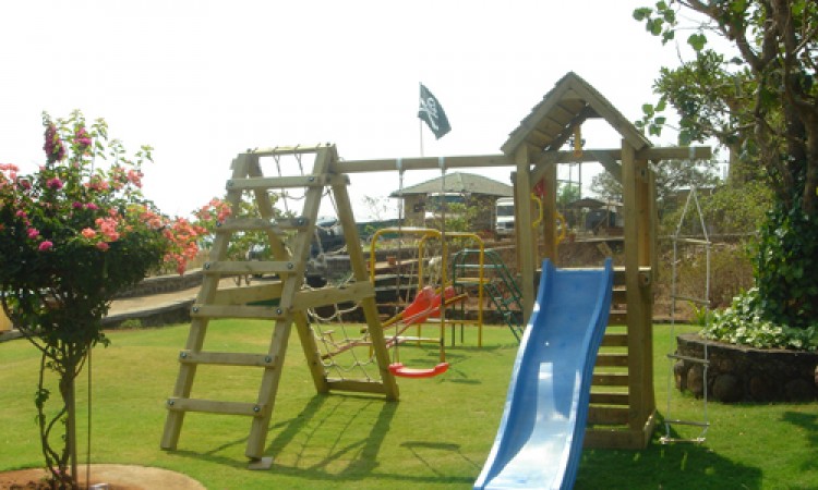 Upper Deck Resort Upper Deck Resort