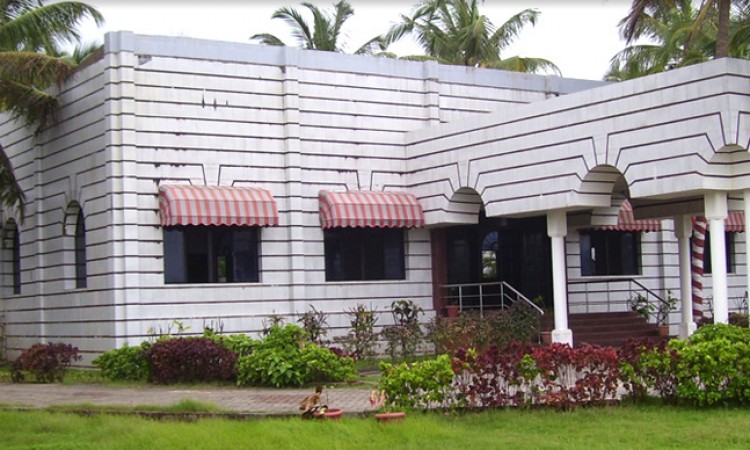 Naveen Beach Resort