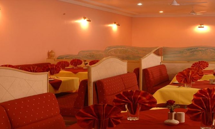 Hotel Woodland