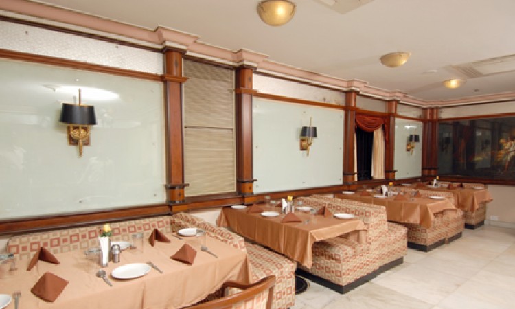 Dining Area Dining Area