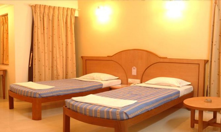 Hotel Woodland