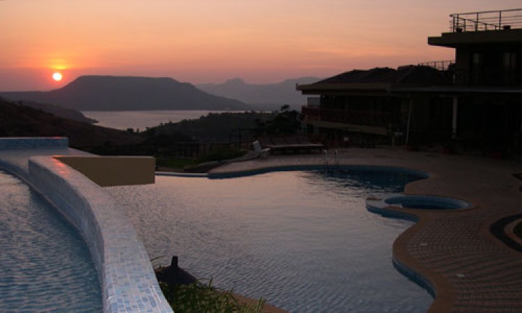 Upper Deck Resort Upper Deck Resort