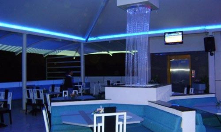 Hall 1