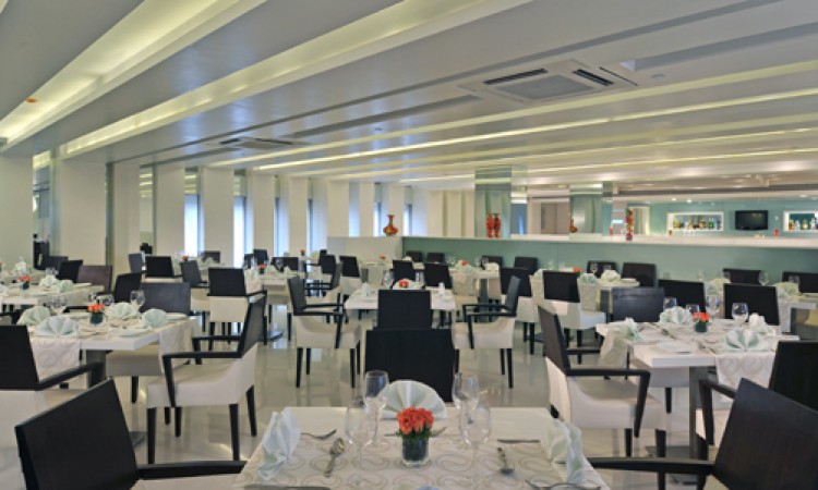 4 Restaurant  C F SH2011217045
