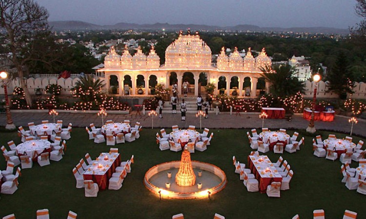 Palace lawns