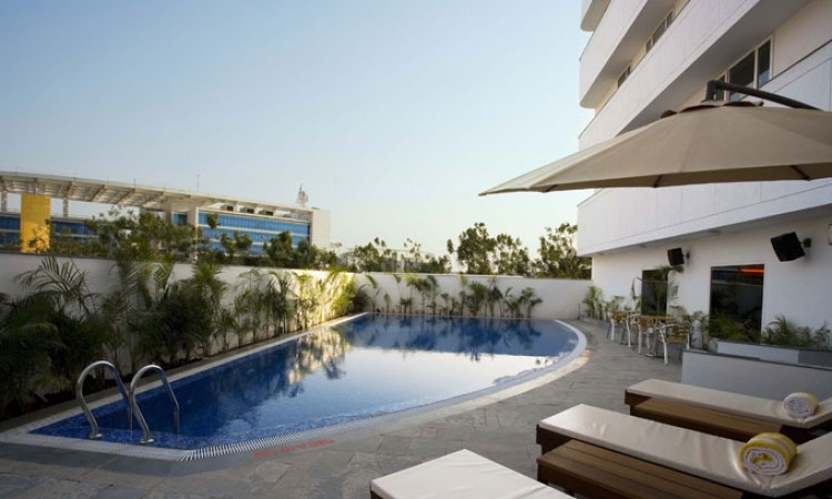 Swimming-pool
