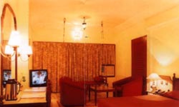 Room1