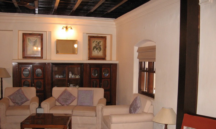 Tvroom3