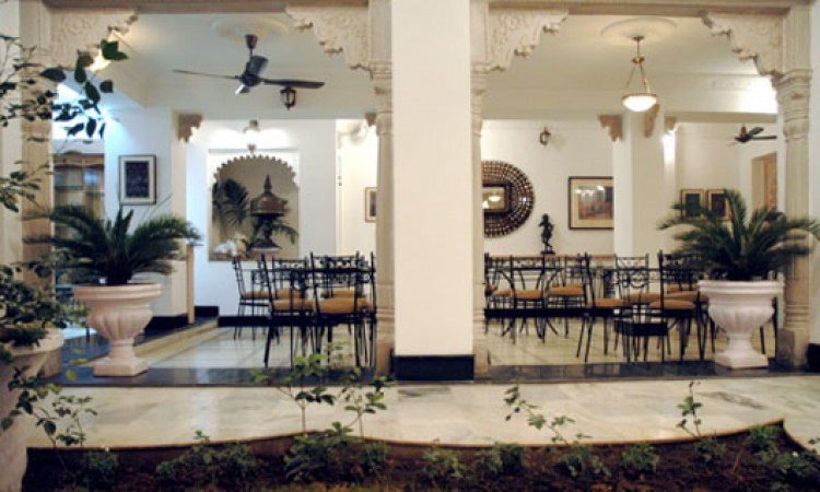 Lobby Lobby