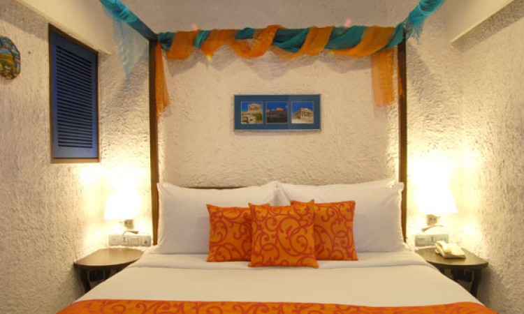 Luxurious Bed Luxurious Bed