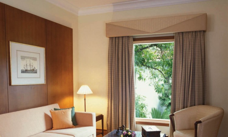 Suite living room