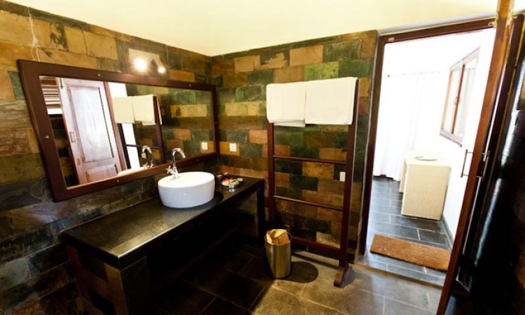 Bath-Room-family-cottage Bath-Room-family-cottage