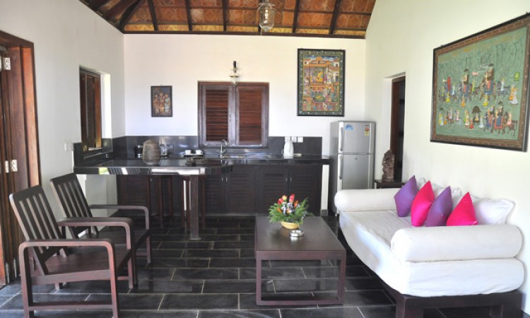 Cottage-living-room-2 Cottage-living-room-2
