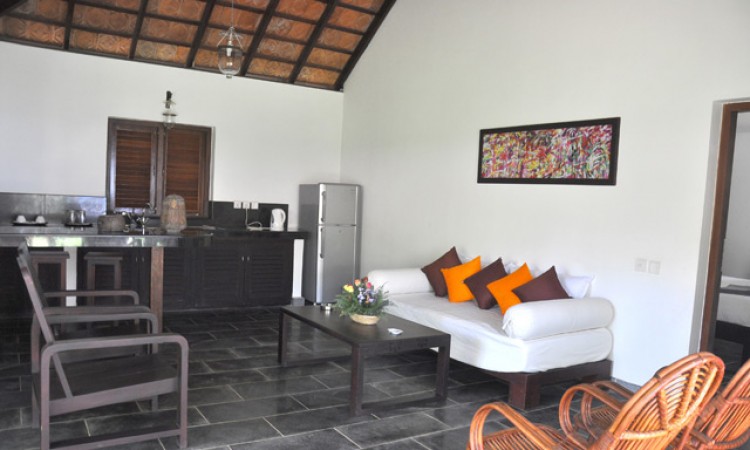 Cottage-living-room-3 Cottage-living-room-3