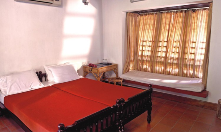 Cottage room2 Cottage room2