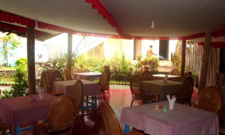Dining Dining