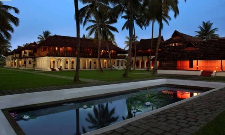 Night View of the Palace