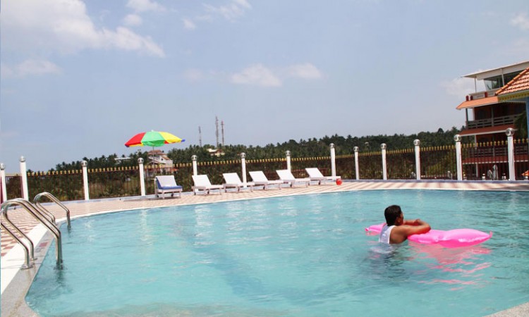 Swimming Pool Swimming Pool