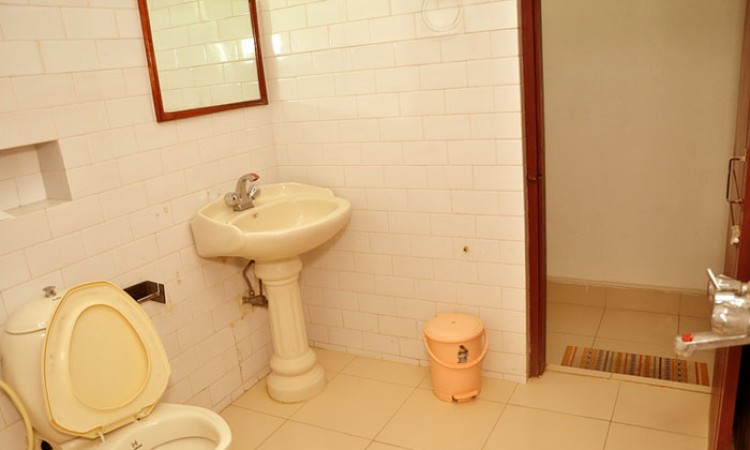 Trascura Bathroom Trascura Bathroom