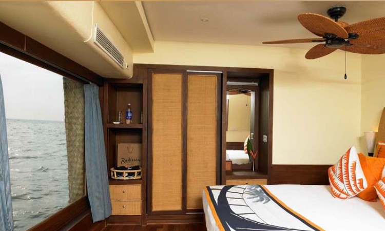 Room Room