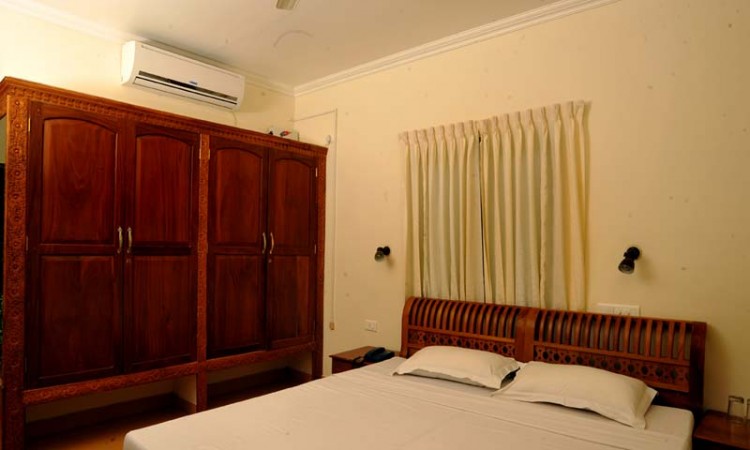Room Room