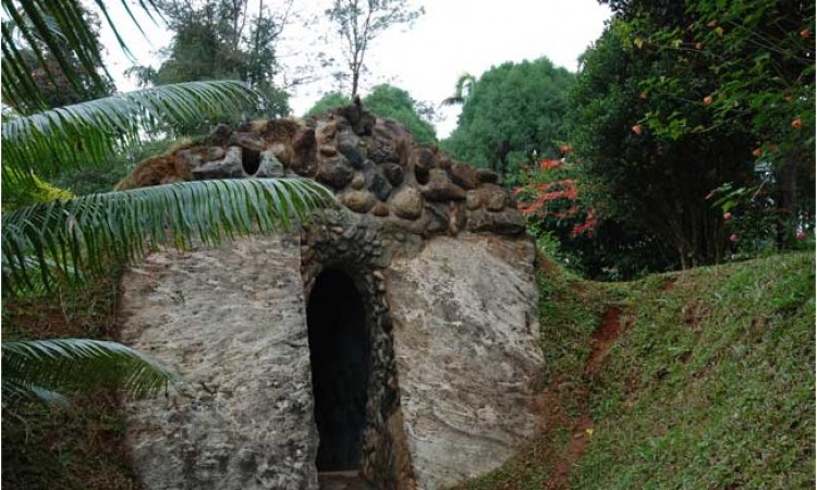 Cave Room Entrance Cave Room Entrance