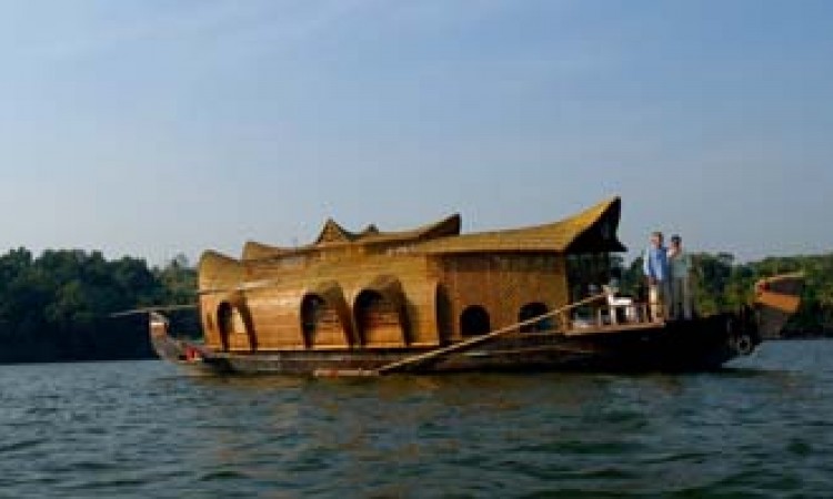 House Boat House Boat