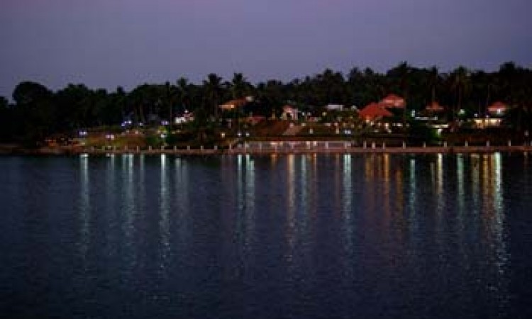 Lake View at Night Lake View at Night