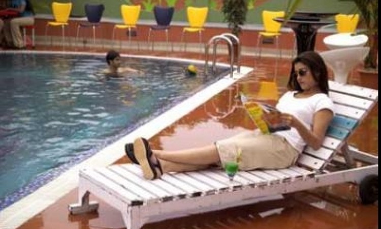 Swimming Pool Swimming Pool