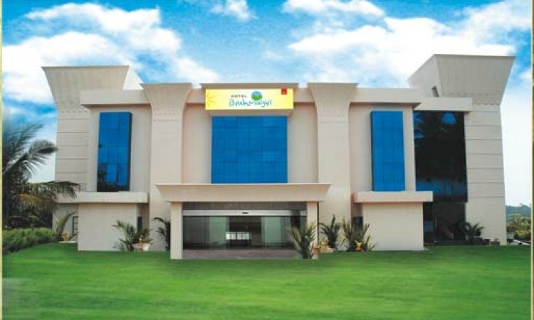 Exterior Hotel View