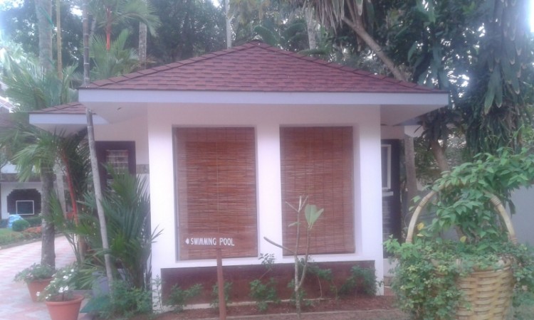 Cottage on the way to Swimming pool