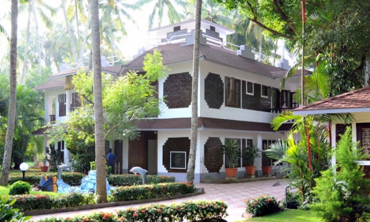 Exterior view 1