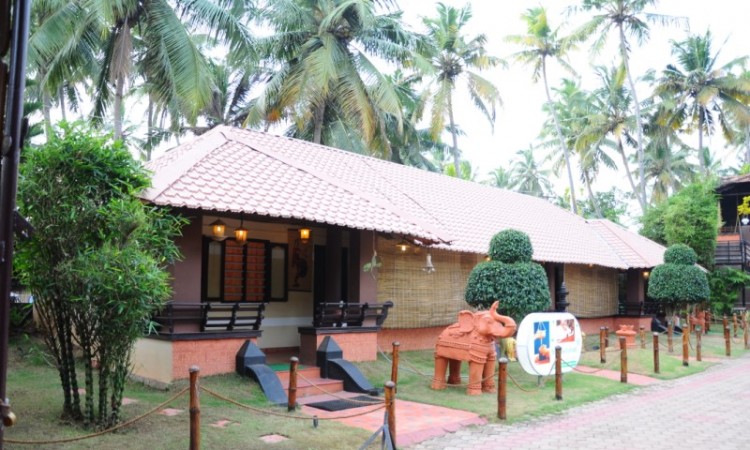 Decoration at the entrance of the cottage