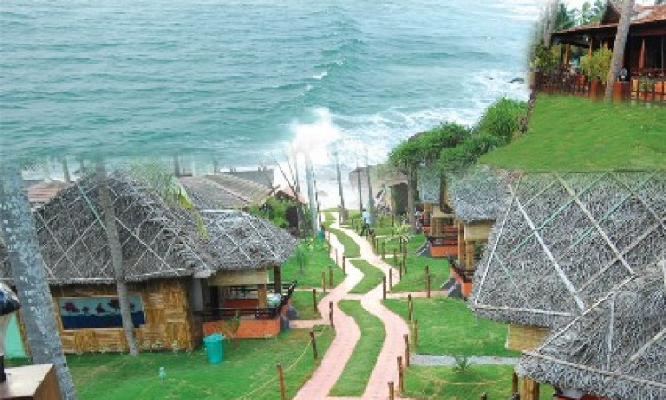 Way to the beach from the resort