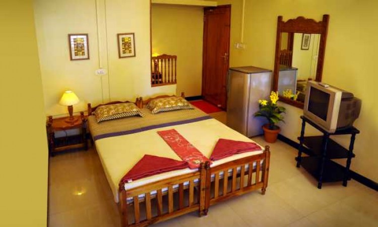 Well furnished room Well furnished room