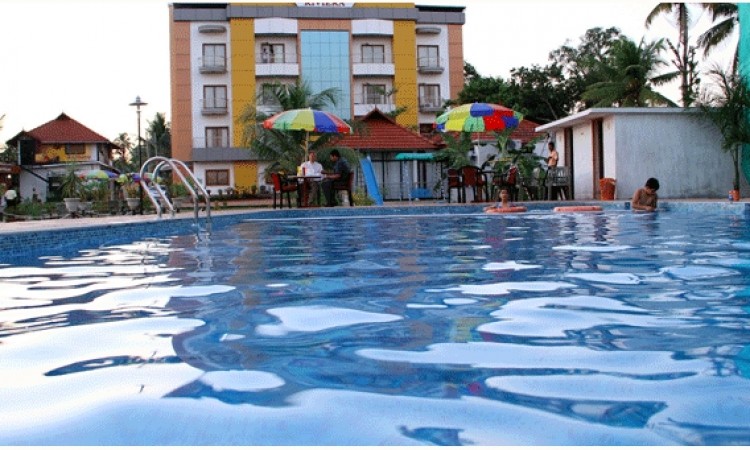 Swimming Pool Swimming Pool