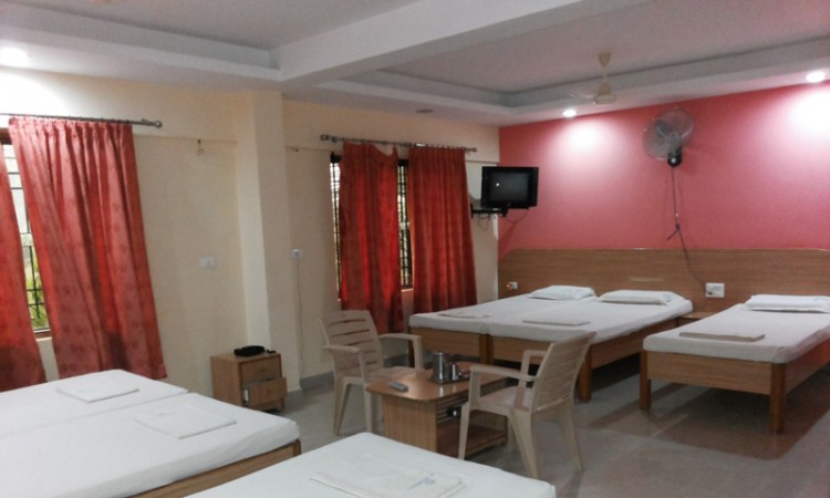 6 Bed Room 6 Bed Room