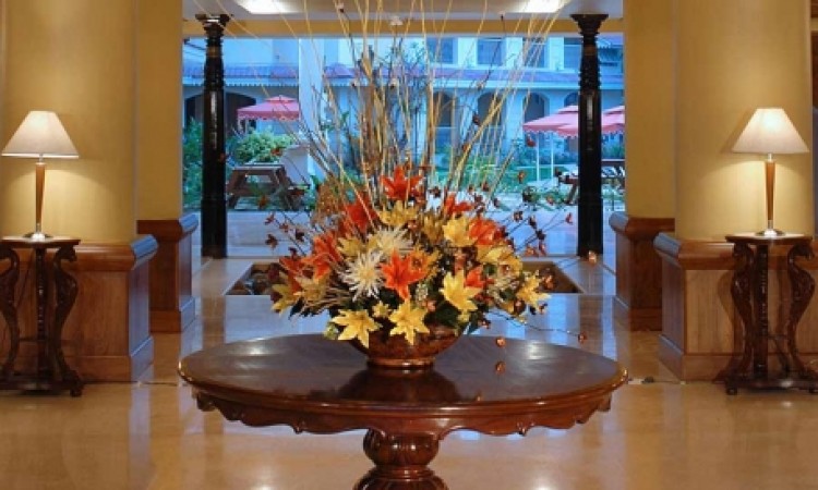 Lobby Area Lobby Area