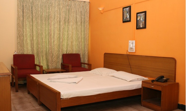 Double Bed Room Double Bed Room