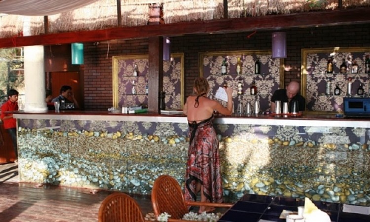 Bar Bar