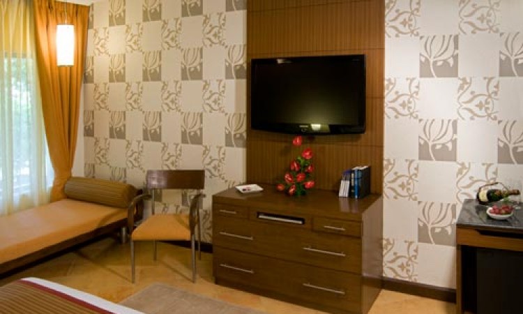 Grande Club Room