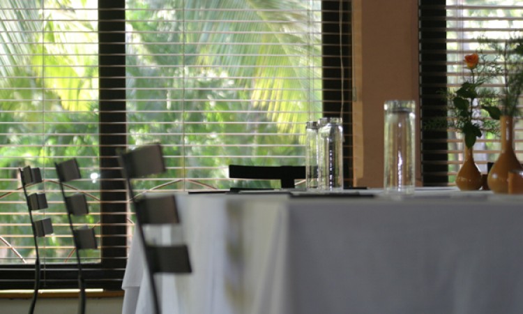 Dining Dining