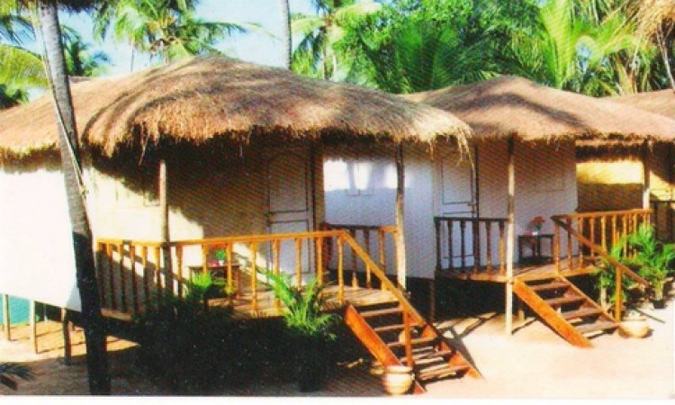 Huts Huts