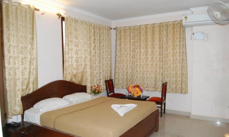 Well decked room Well decked room