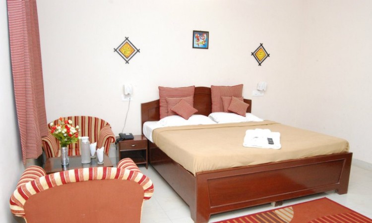 Vibrant room Vibrant room