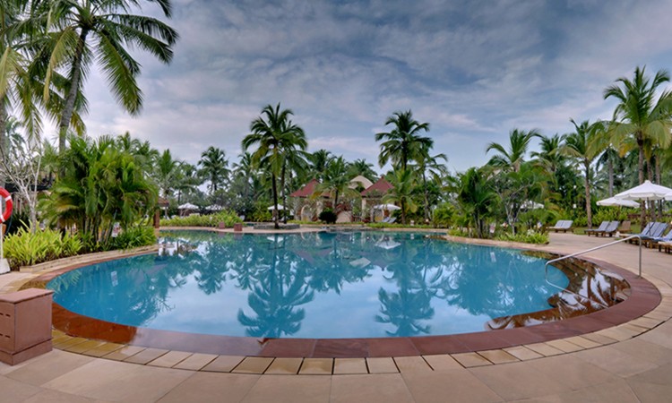 Swimming Pool Swimming Pool