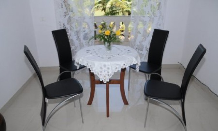 Well furnished Well furnished
